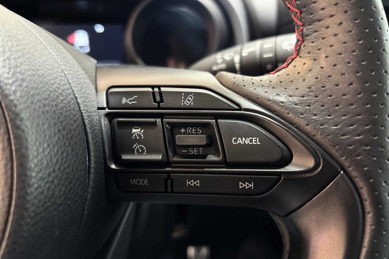 Toyota Yaris 1.5 Hybrid GR Sport 2022 – Image 21