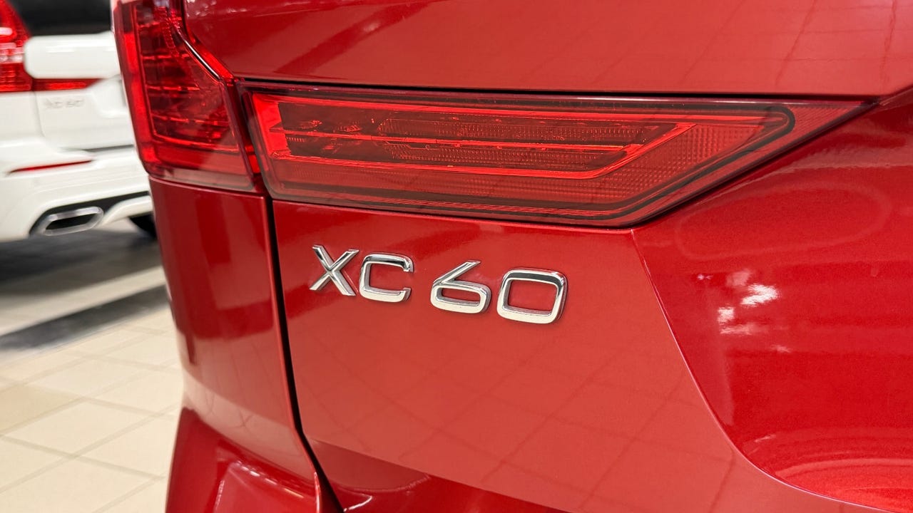 Volvo XC60 D4 AWD Inscription 2019 – Image 11