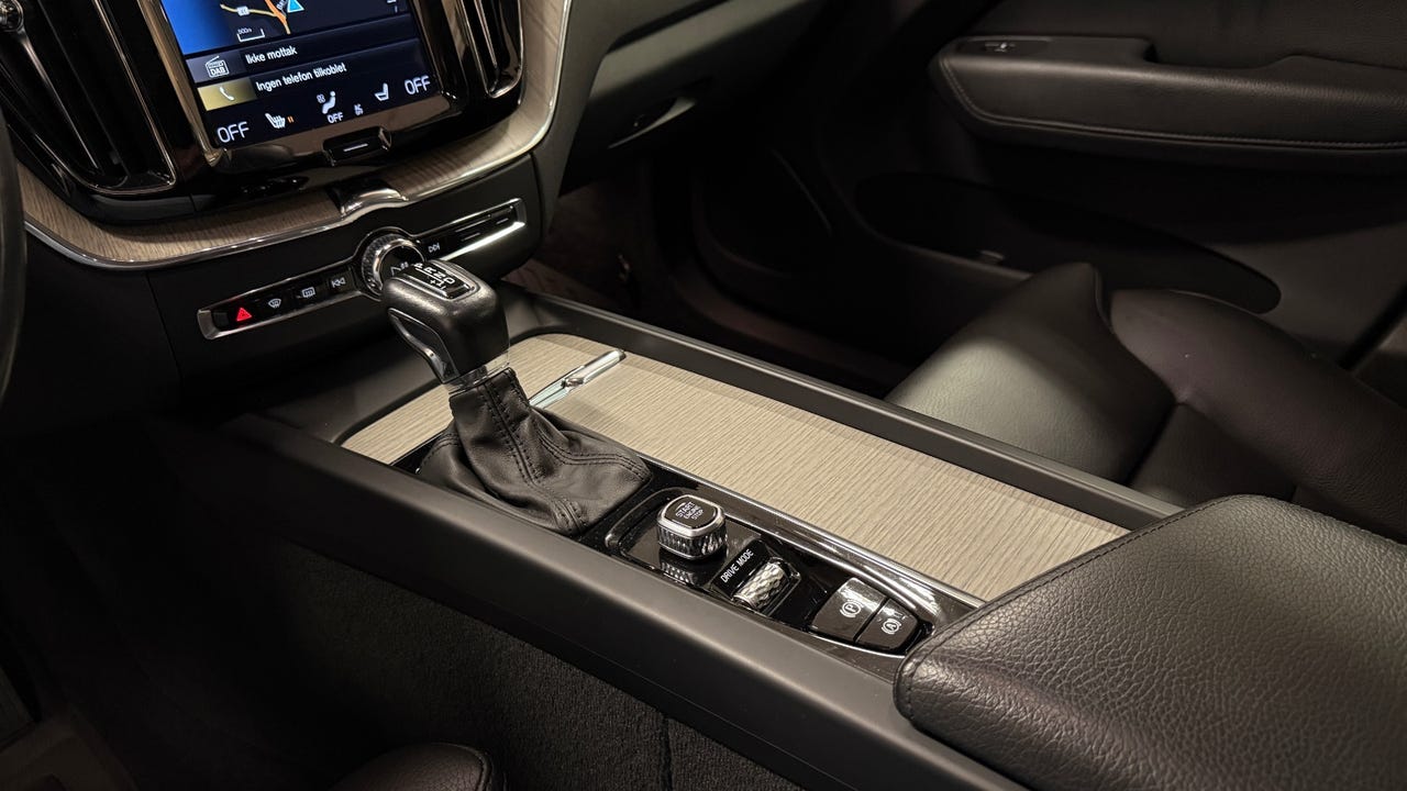 Volvo XC60 D4 AWD Inscription 2019 – Image 31
