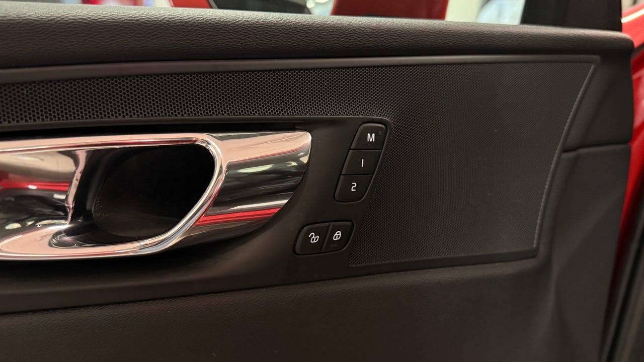 Volvo XC60 D4 AWD Inscription 2019 – Image 18