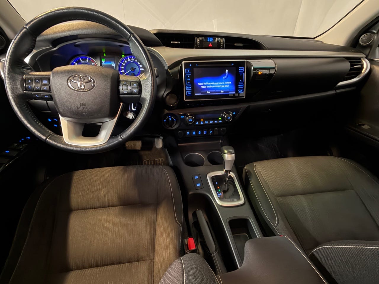 Toyota Hilux 2.4 D-4D 2017 | Πώληση στην Ελλάδα – Image 11