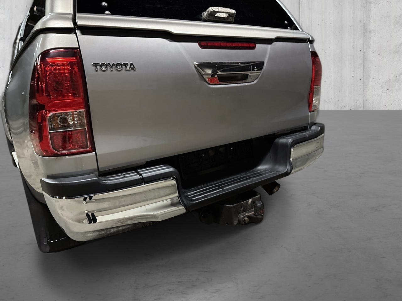 Toyota Hilux SR+ 2.4 D-4D 2016 προς Πώληση | 4x4 – Image 9
