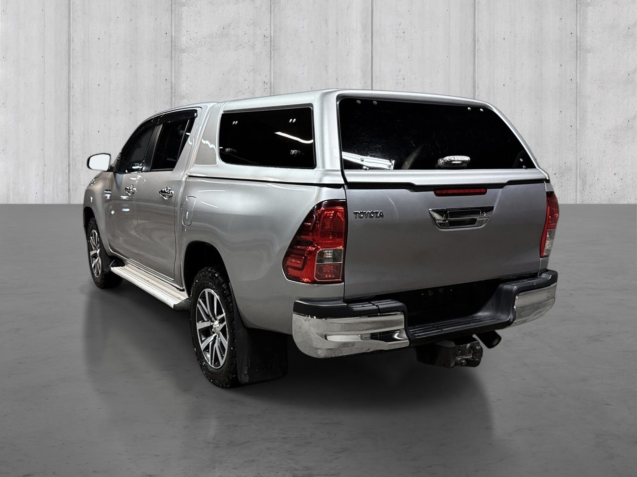 Toyota Hilux SR+ 2.4 D-4D 2016 προς Πώληση | 4x4 – Image 8