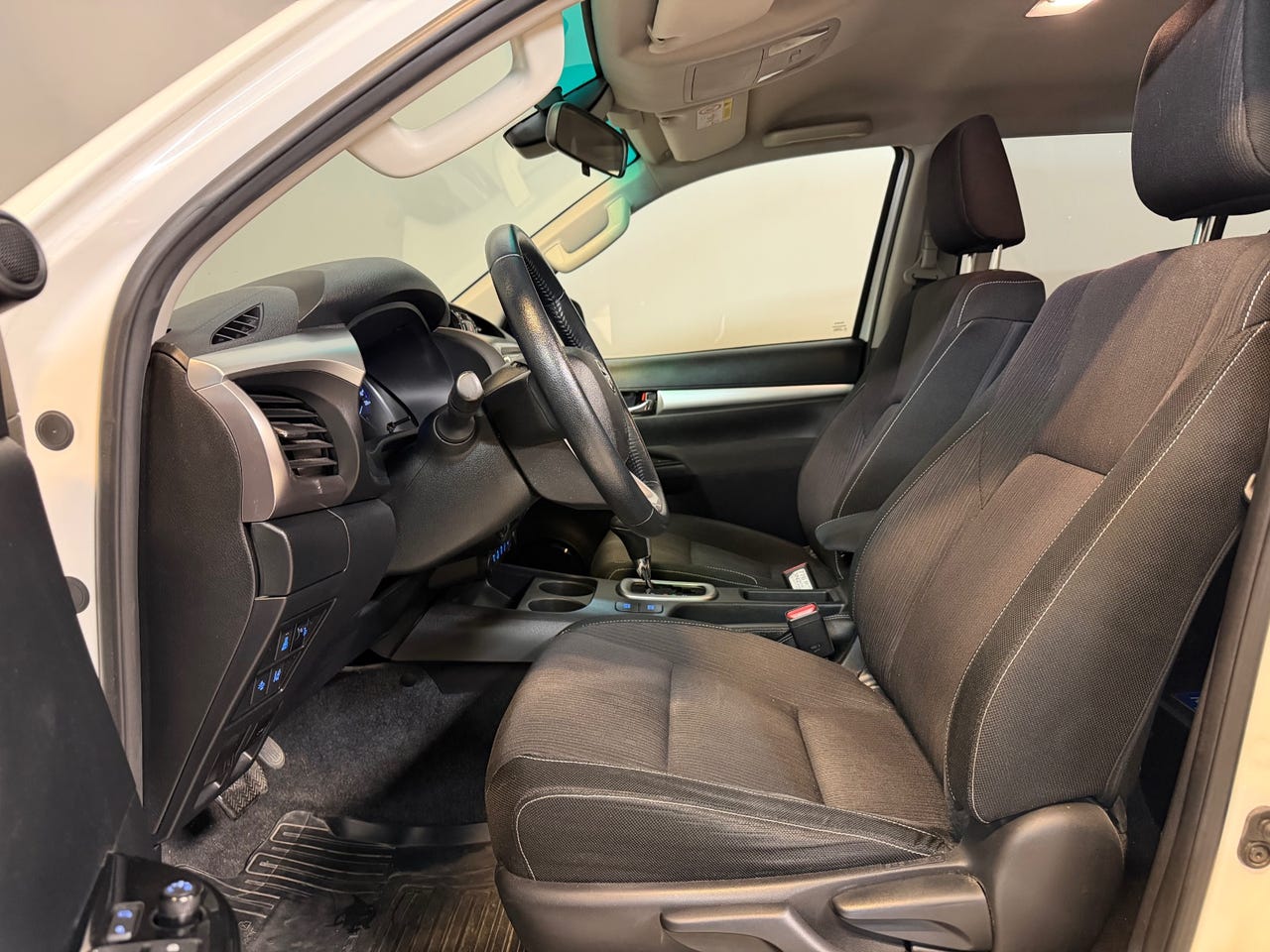 Toyota Hilux 2.4 D-4D 2017 | Πώληση στην Ελλάδα – Image 35
