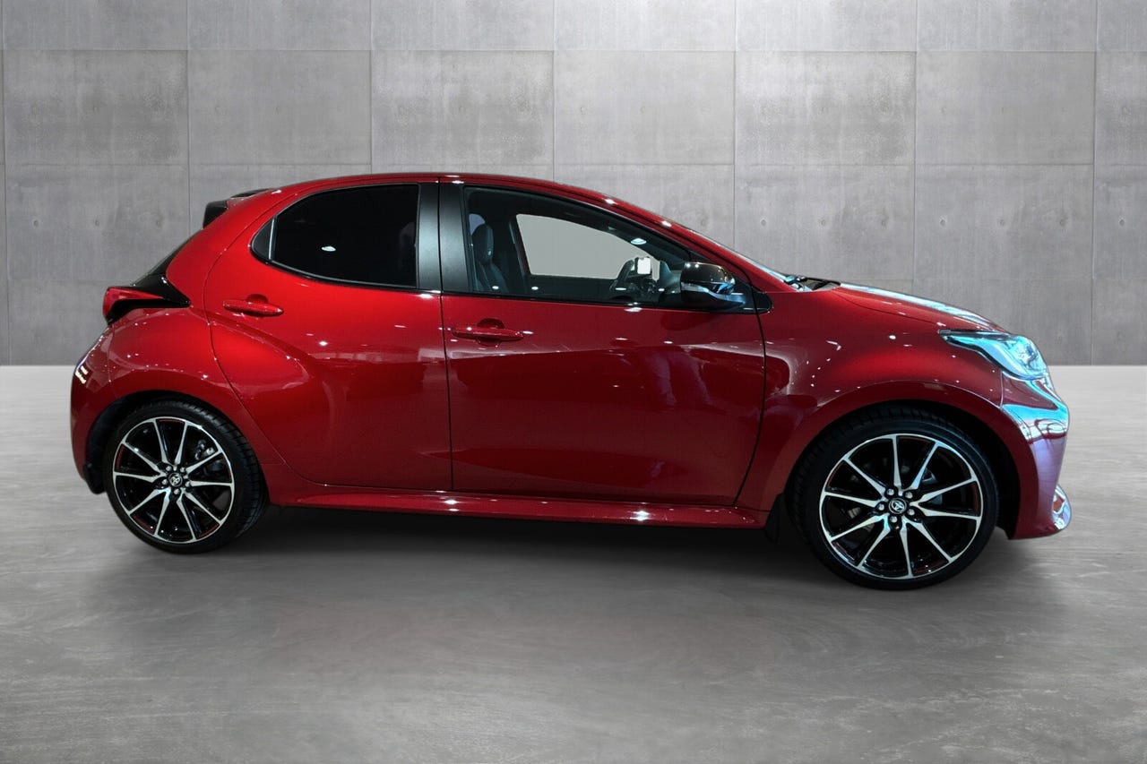 Toyota Yaris 1.5 Hybrid GR Sport 2022 – Image 7