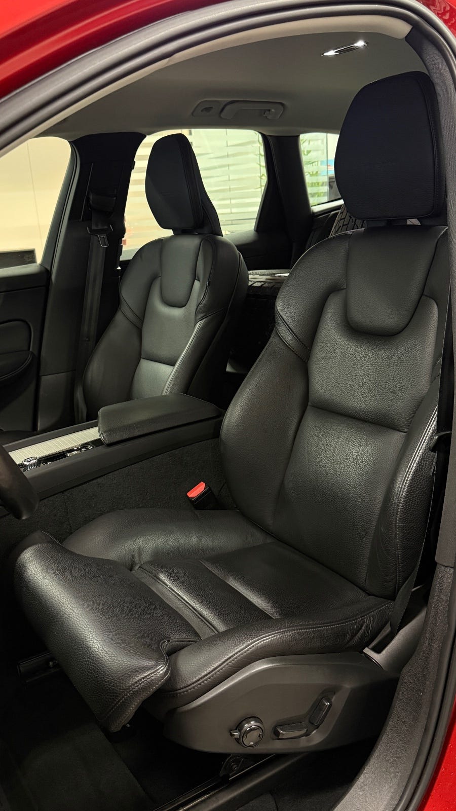 Volvo XC60 D4 AWD Inscription 2019 – Image 20