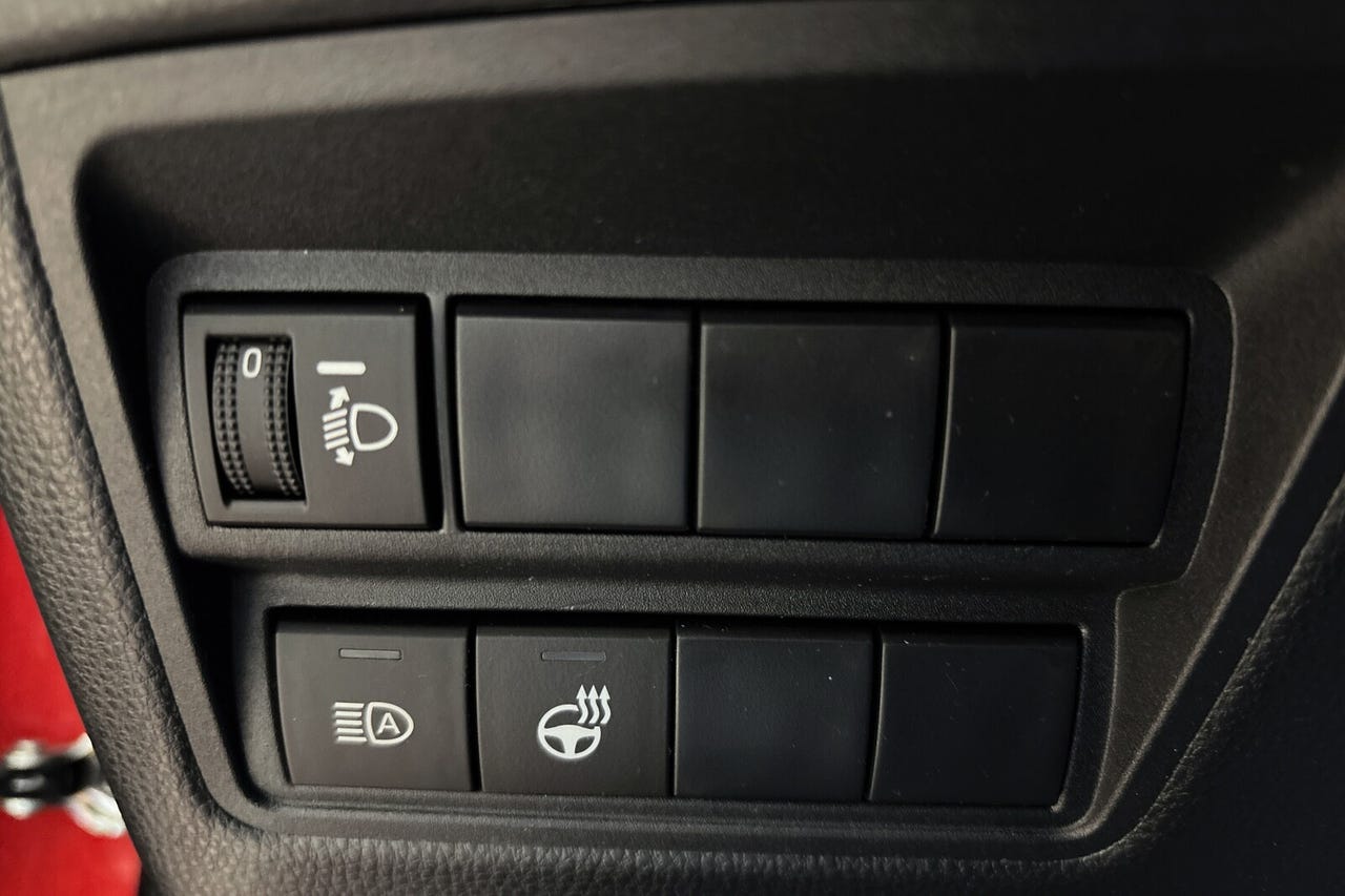 Toyota Yaris 1.5 Hybrid GR Sport 2022 – Image 18