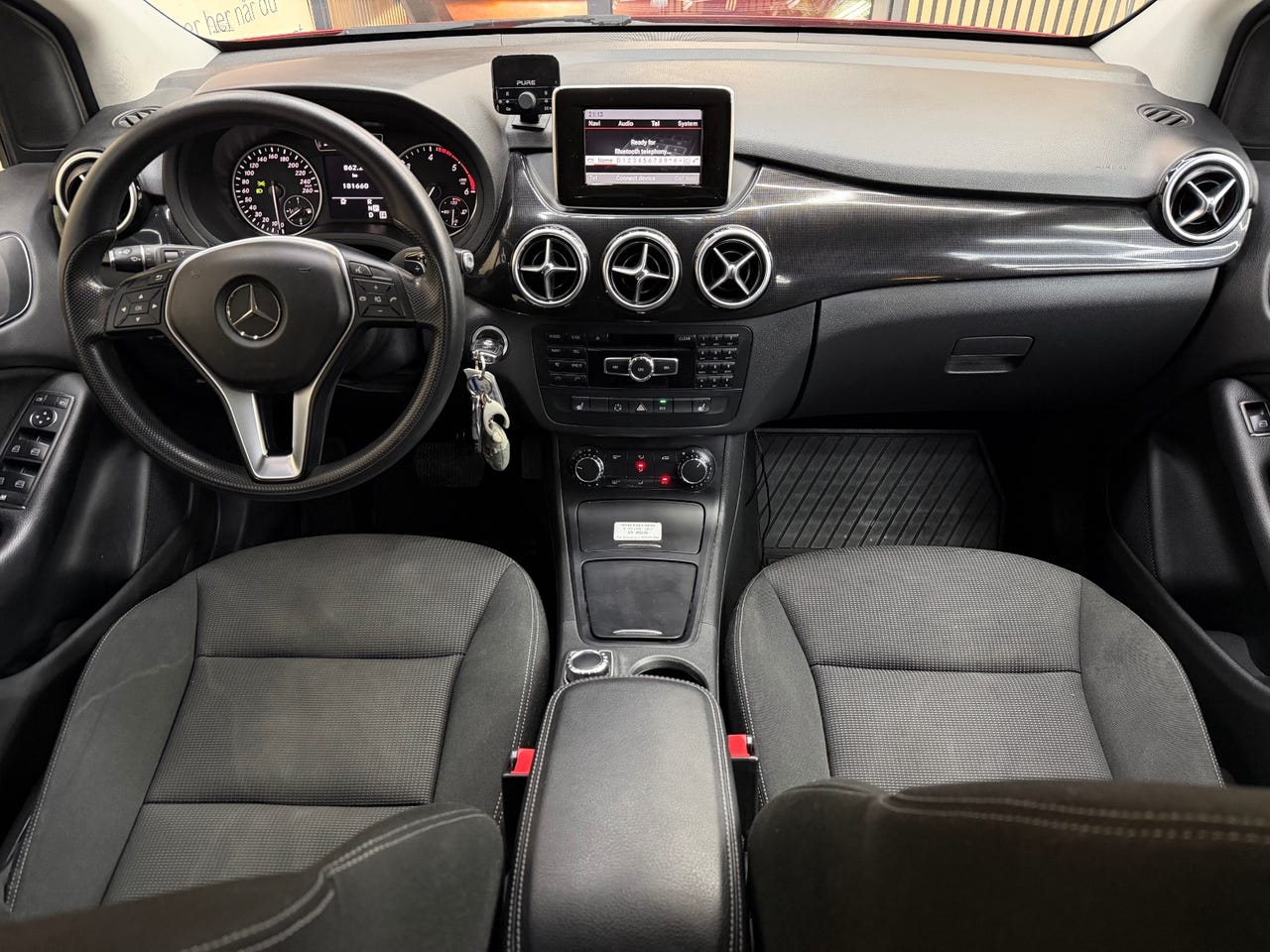 Mercedes-Benz B 180 CDI Automatic 2013 – Image 20