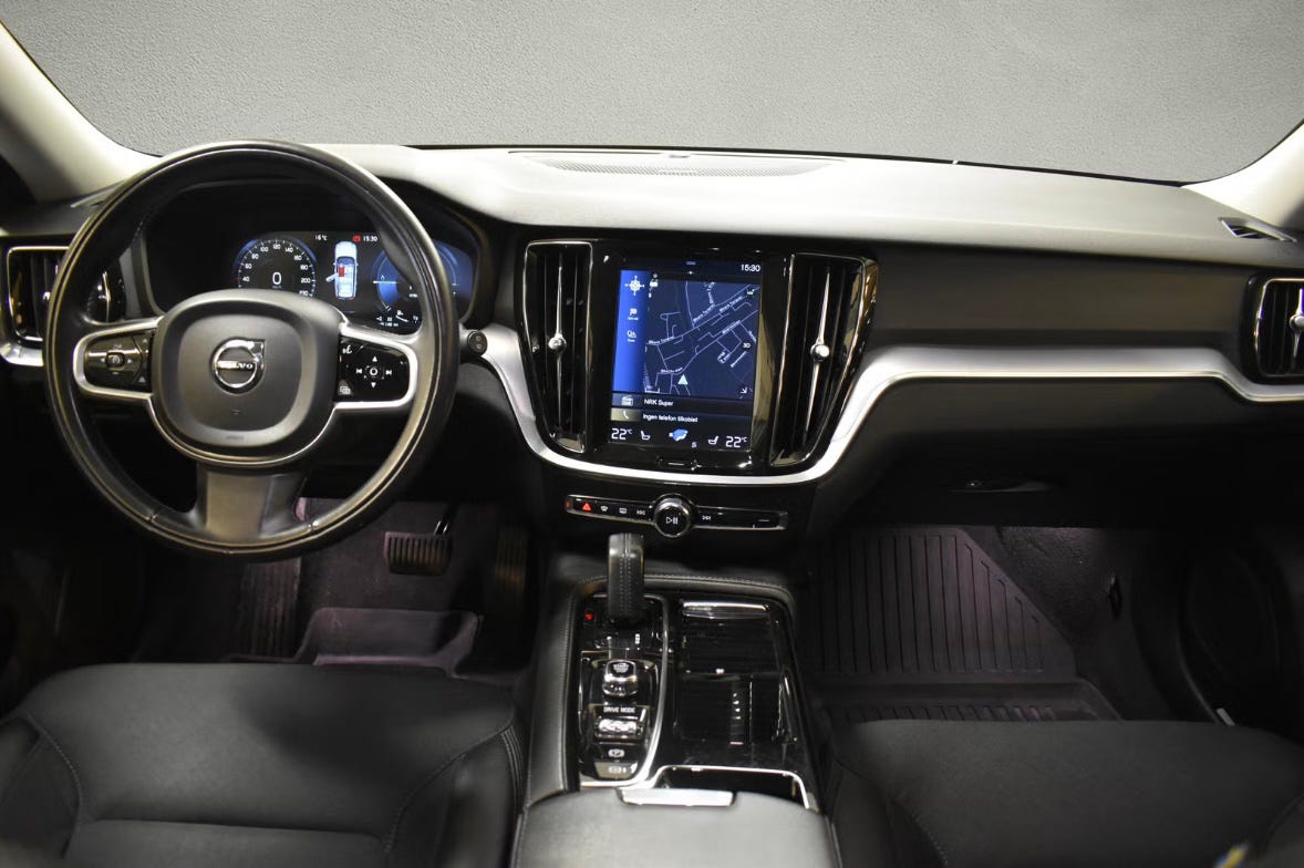 Volvo V60 στα 13.000 € – Image 11
