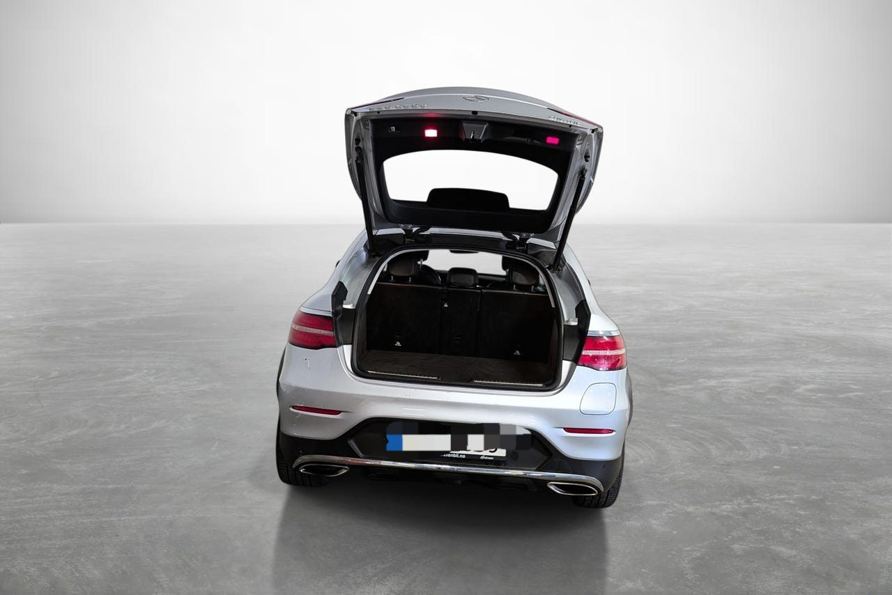 Mercedes-Benz GLC 350e 4MATIC Coupé AMG Line 2018 – Image 7