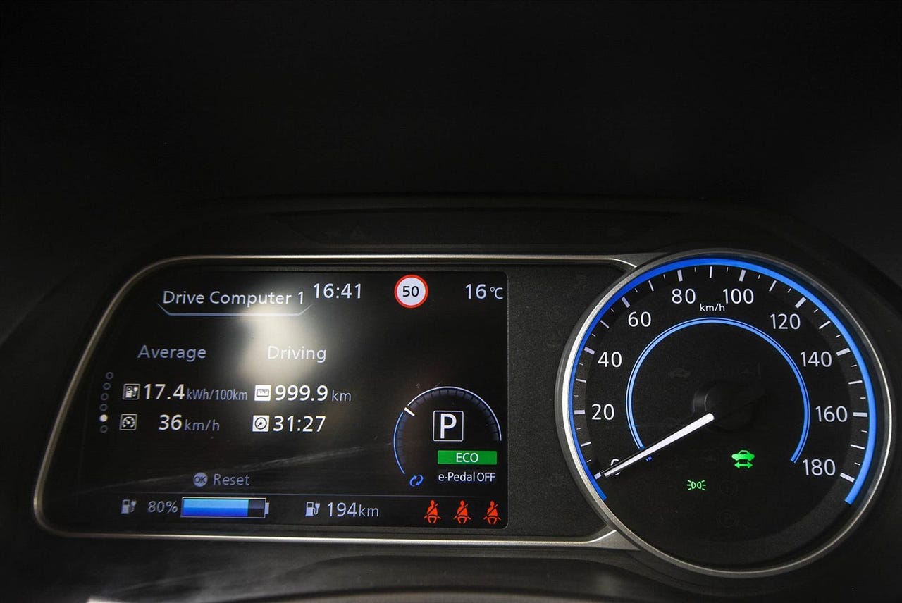 Nissan Leaf Tekna 40 kWh 2021 | Ηλεκτρικό Αυτοκίνητο με 360° Κάμερα και Δερμάτινα Καθίσματα – Image 18