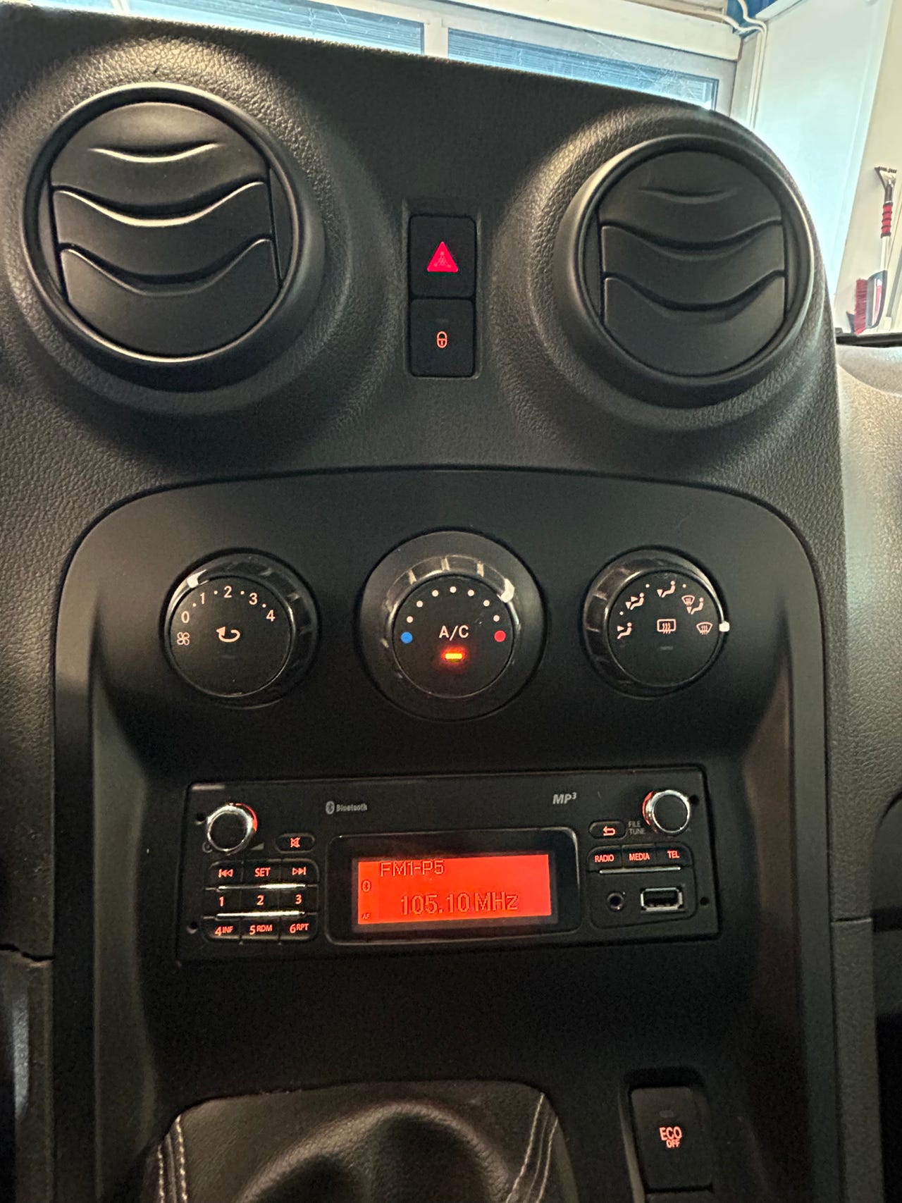 Mercedes-Benz Citan 109 CDI 2015 προς Πώληση στην Ελλάδα | Επαγγελματικό Van Diesel – Image 10