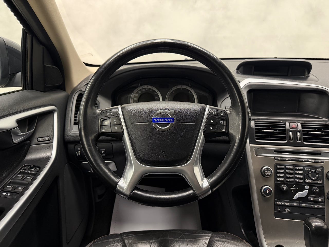 Volvo XC60 στα 6.000 € – Image 20