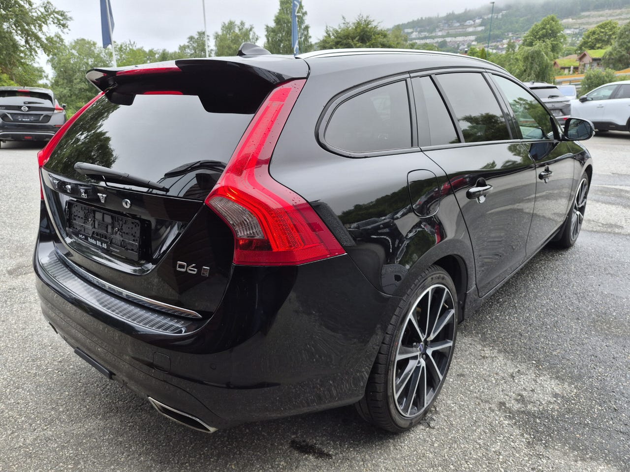 Volvo V60 στα 9.000 € – Image 24