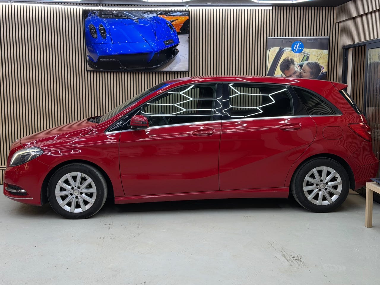 Mercedes-Benz B 180 CDI Automatic 2013 – Image 4