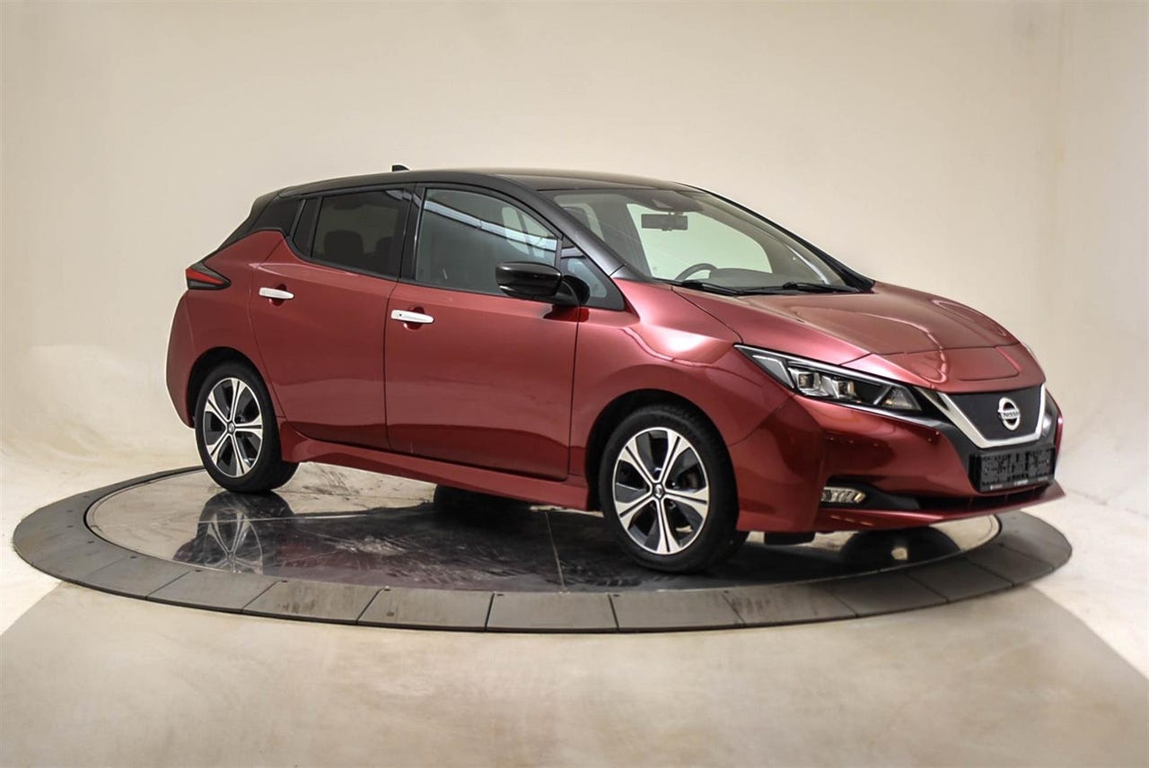 Nissan Leaf Tekna 40 kWh 2021 | Ηλεκτρικό Αυτοκίνητο με 360° Κάμερα και Δερμάτινα Καθίσματα