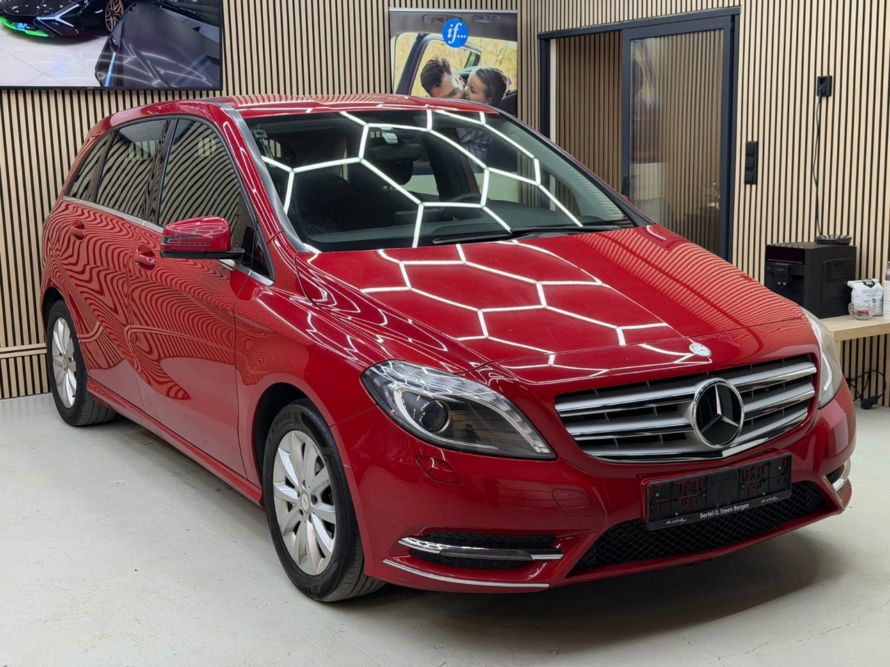 Mercedes-Benz B 180 CDI Automatic 2013 – Image 10
