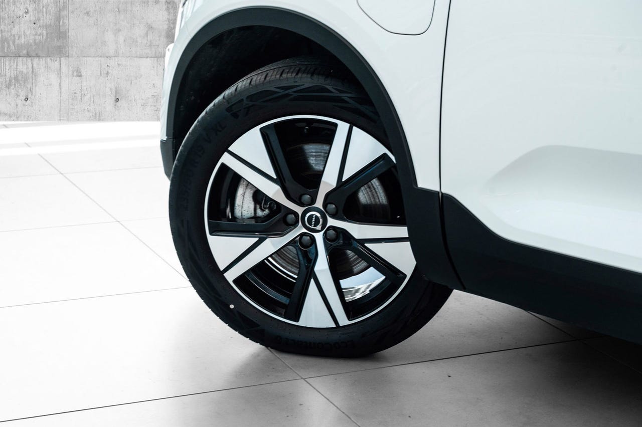 Volvo XC40 στα 15.000 € – Image 10