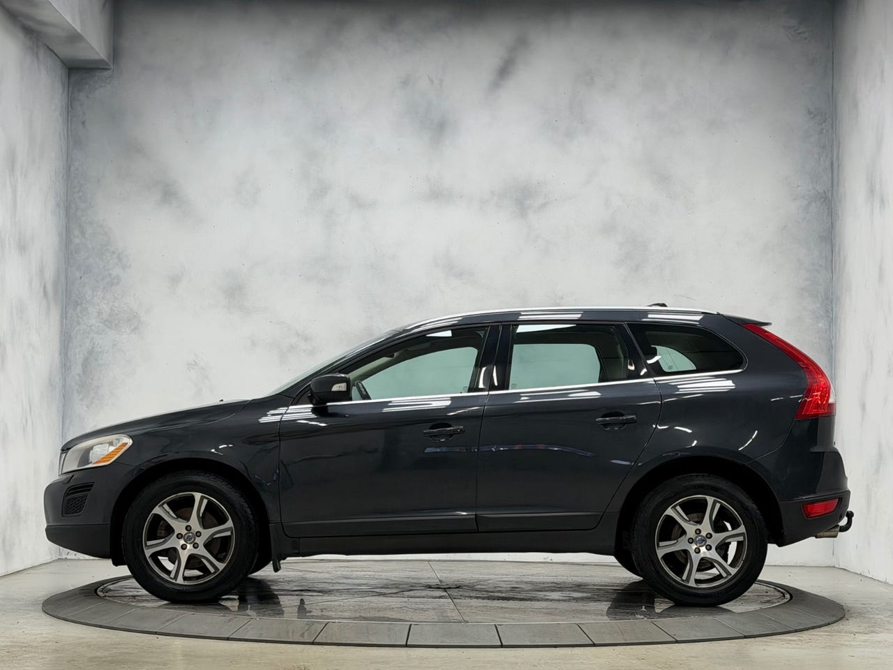 Volvo XC60 στα 6.000 € – Image 3