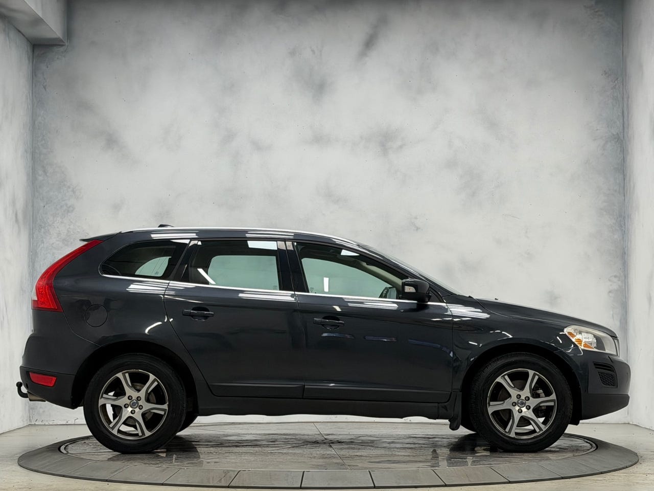 Volvo XC60 στα 6.000 € – Image 24