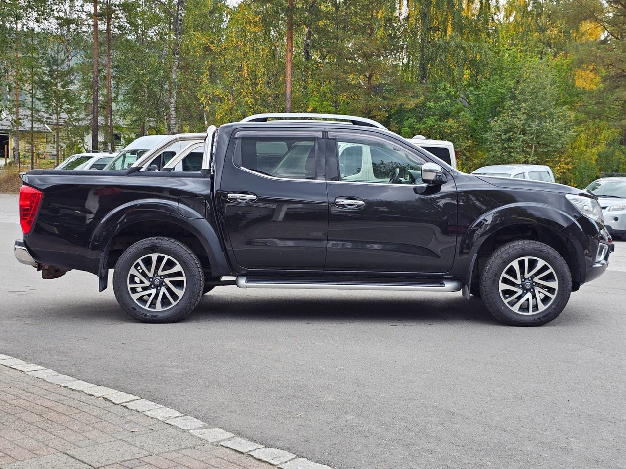 Nissan Navara 2.3 dCi 190hp Automatic 4x4 2018 – Image 4