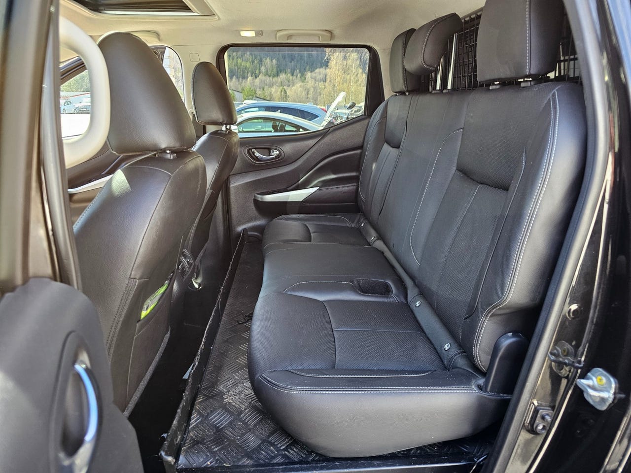 Nissan Navara 2.3 dCi 190hp Automatic 4x4 2018 – Image 15