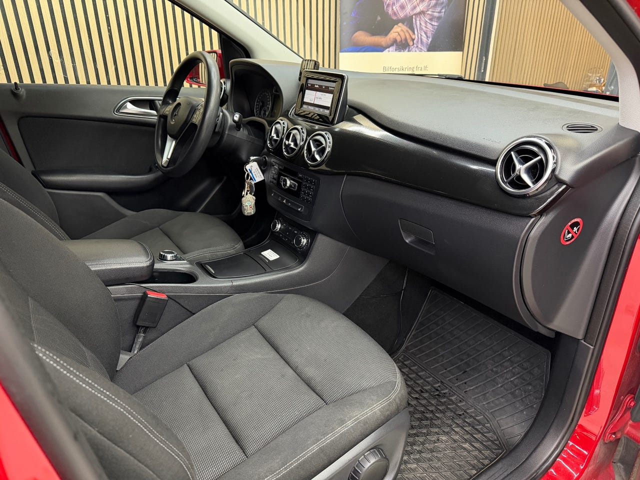 Mercedes-Benz B 180 CDI Automatic 2013 – Image 26