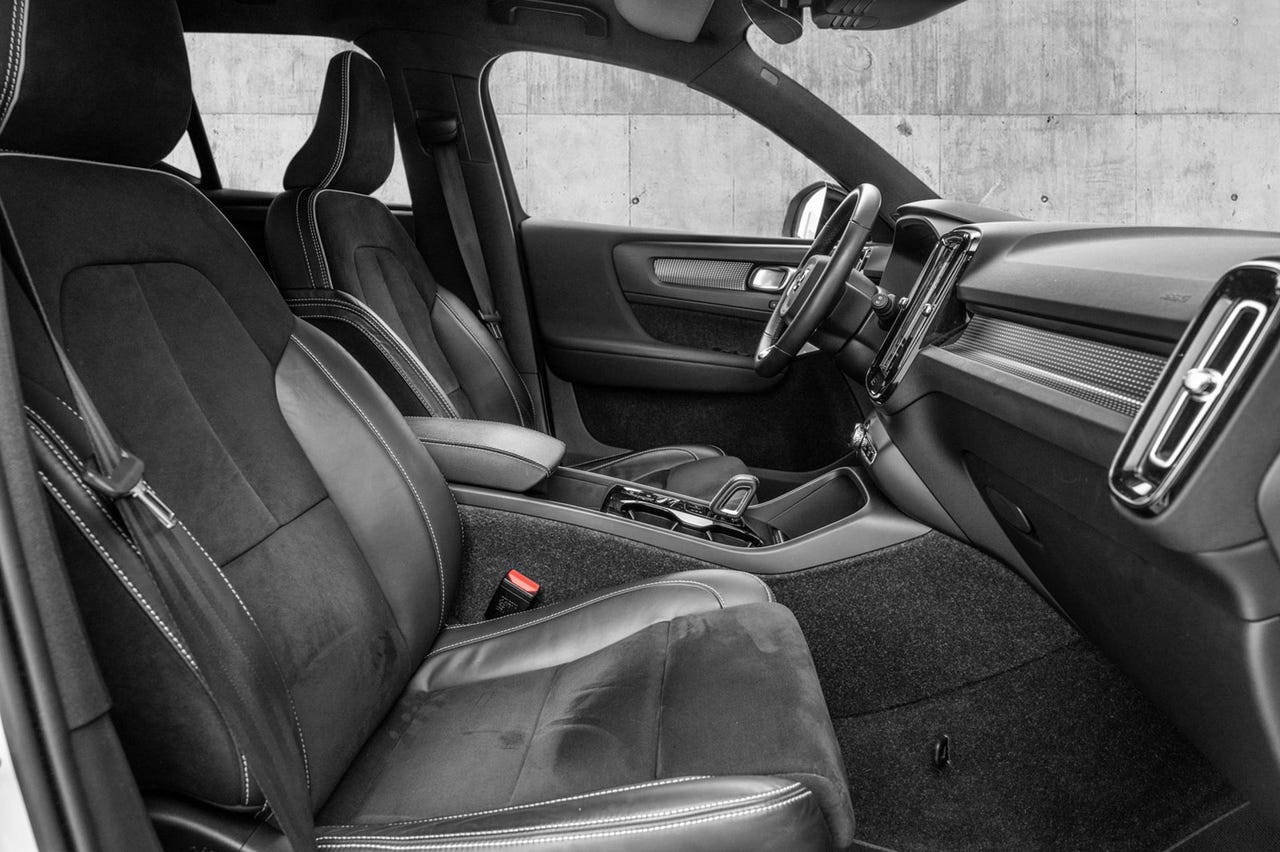 Volvo XC40 στα 15.000 € – Image 15
