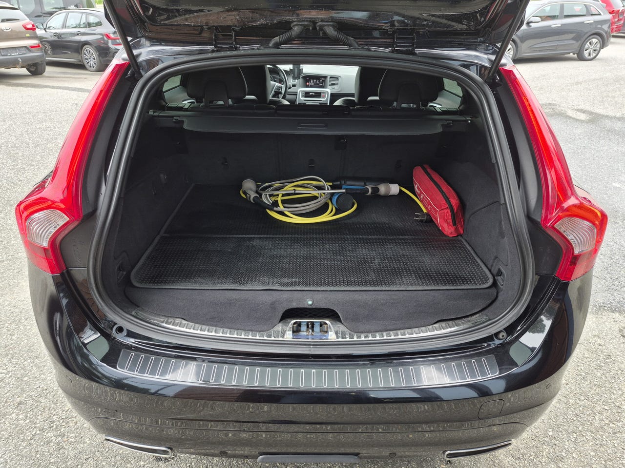 Volvo V60 στα 9.000 € – Image 42