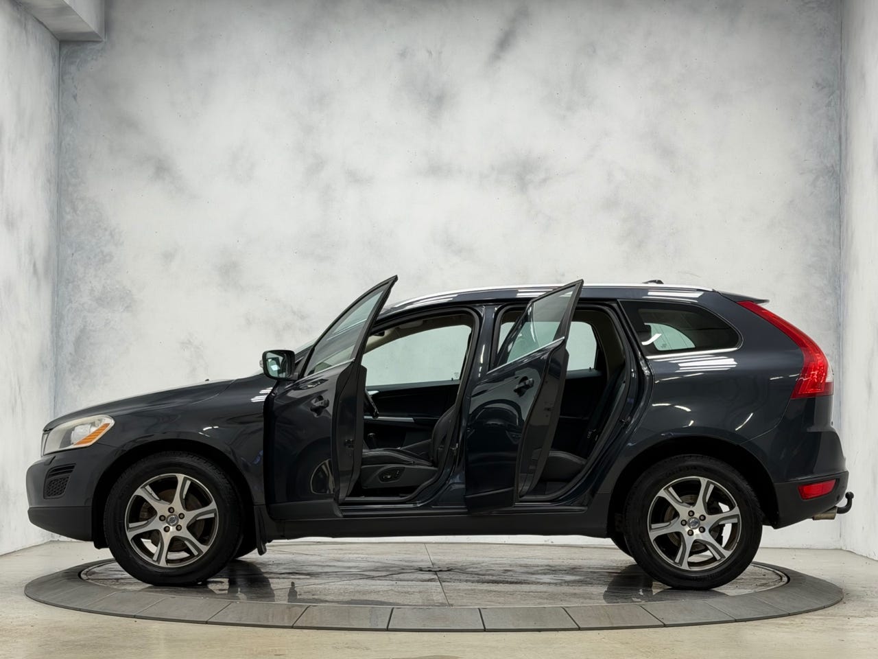 Volvo XC60 στα 6.000 € – Image 2