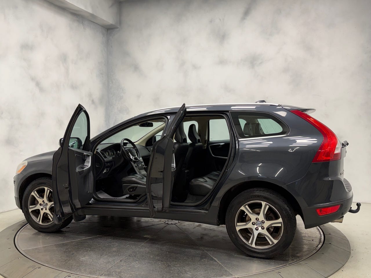 Volvo XC60 στα 6.000 € – Image 22