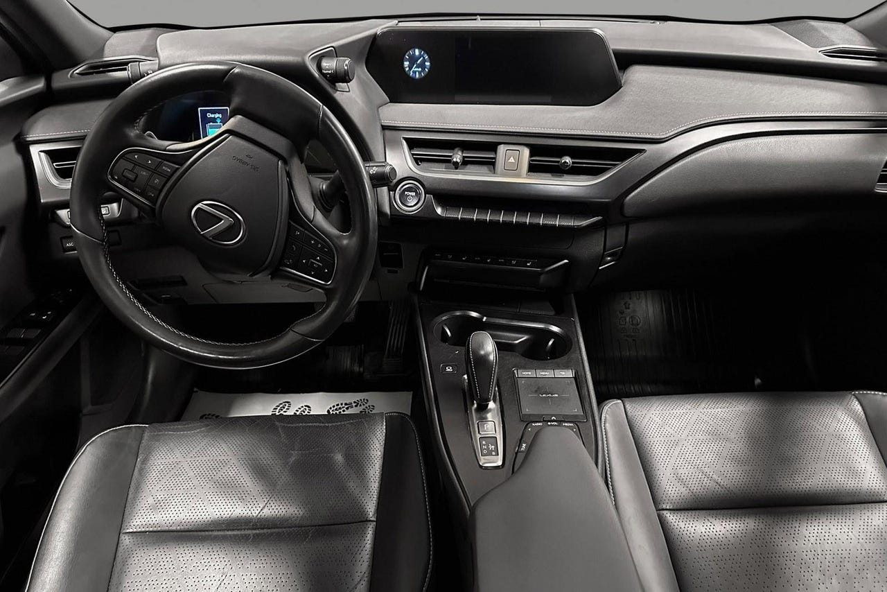 Lexus 10 000 € – Image 17