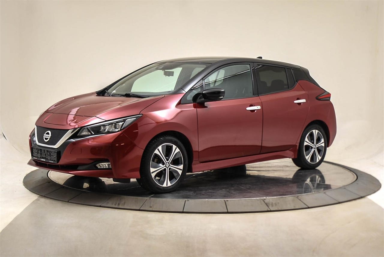Nissan Leaf Tekna 40 kWh 2021 | Ηλεκτρικό Αυτοκίνητο με 360° Κάμερα και Δερμάτινα Καθίσματα – Image 2