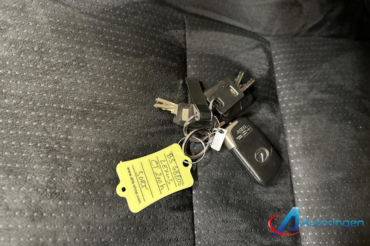 Lexus CT200h 7 000 € – Image 11