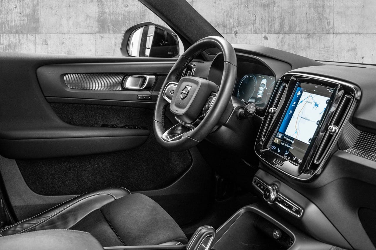Volvo XC40 στα 15.000 € – Image 24