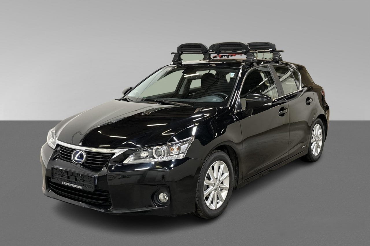 Lexus CT200h 7 000 €