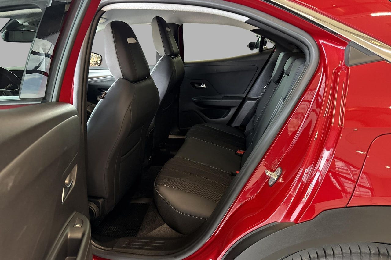 Opel Mokka-e 2022 – Image 18